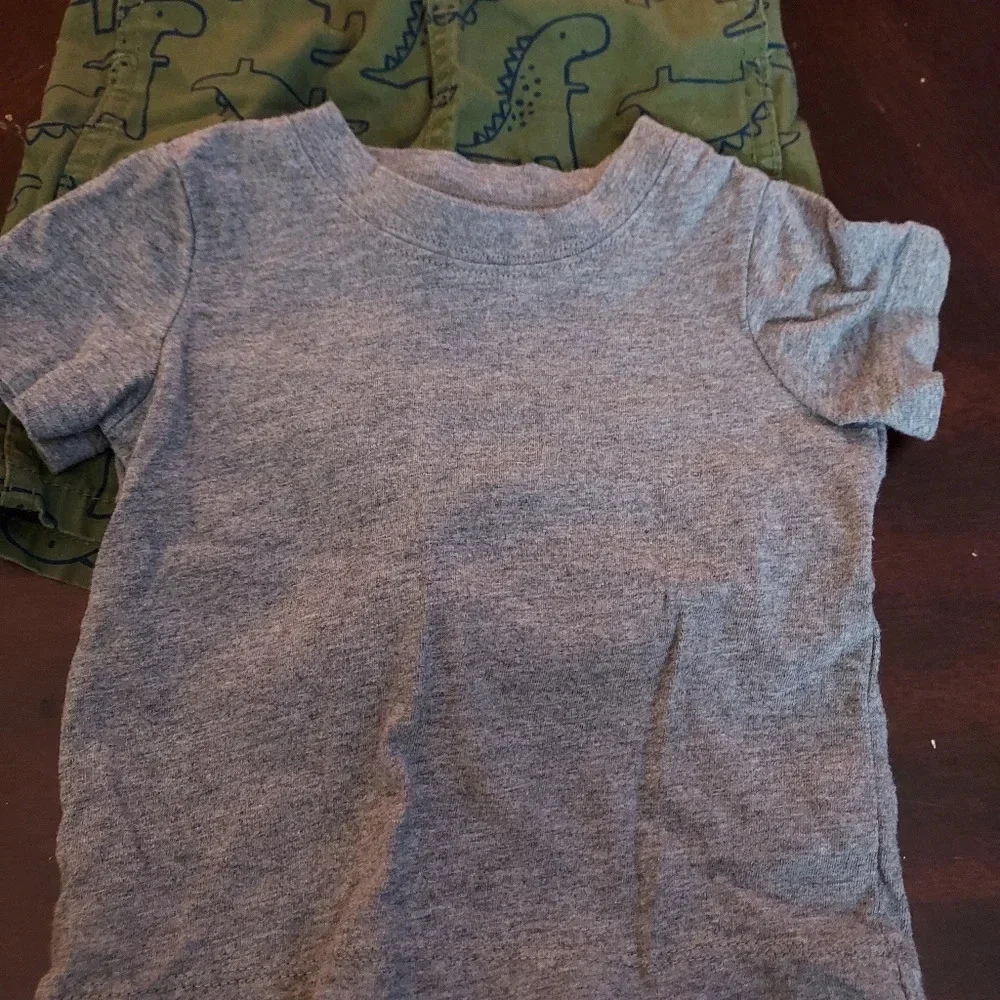 Carter’s Baby Boy’s 2 Piece Dinosaur T Shirt & Short Overalls Set Size 6M